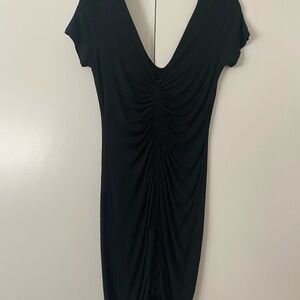 🛍️🛍️🛍️ Elegant Black V-Neck Dress, New